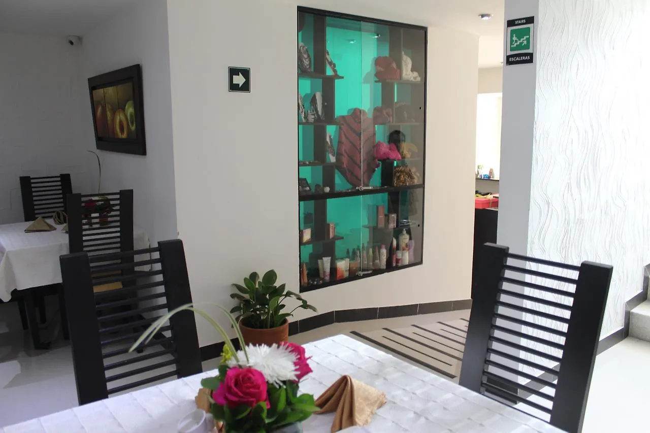 Hotel Cosmopolitan Bogota 2*,
